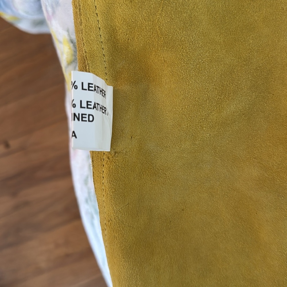 COPY - New 100% genuine suede yellow Haute Hippie Hobo with detachable pouch 🍀🍀 - Picture 9 of 13